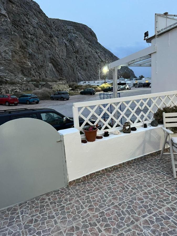 Zolfo Antico Beach Apartment Perissa Exterior photo