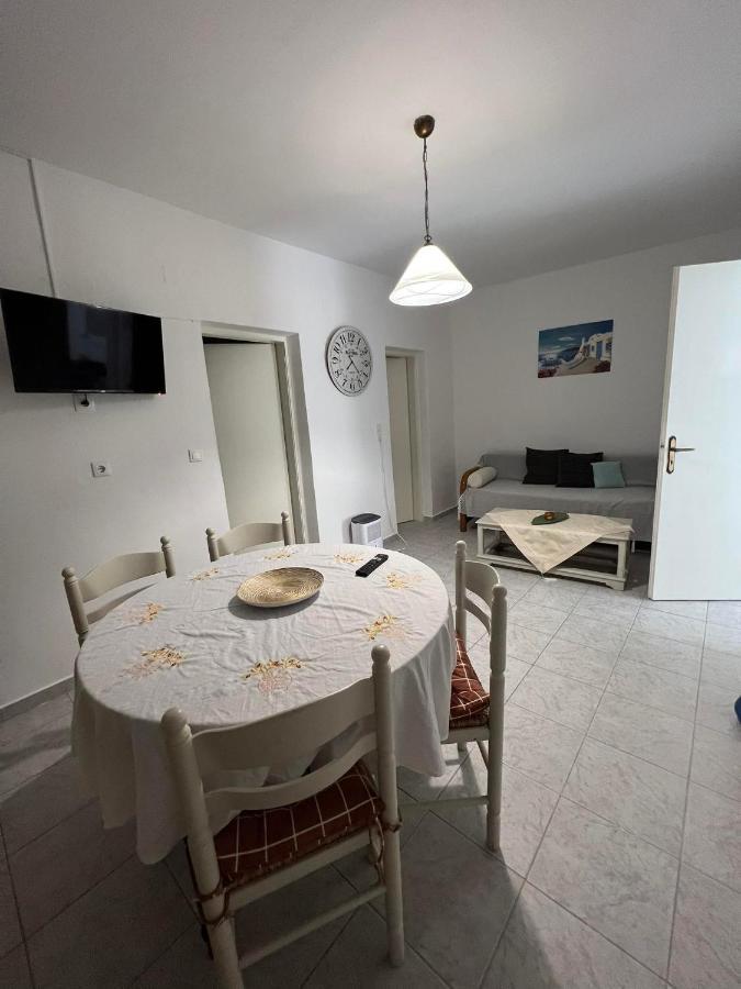 Zolfo Antico Beach Apartment Perissa Exterior photo